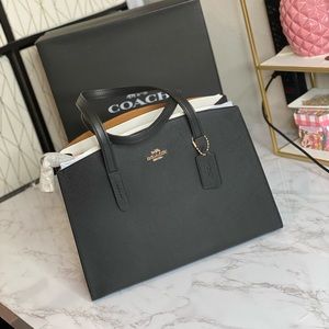 Coach Charlie Carryall